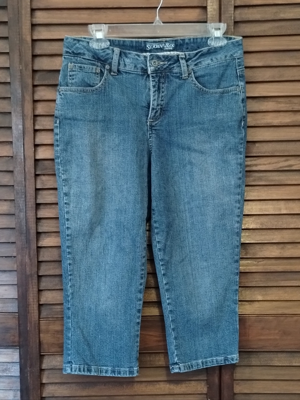 Ladies Capri Pants